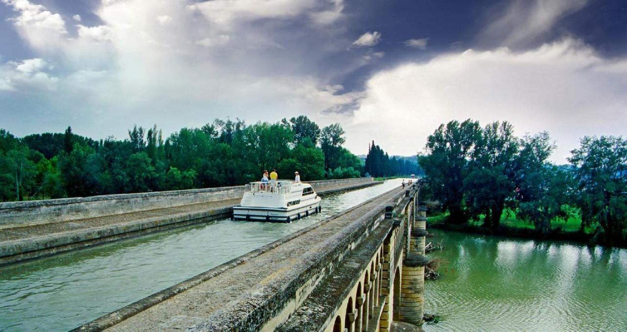 Saëns 03-T2 avec garage privé optionnel-Centre historique et plages à 16km ! Béziers Extérieur photo