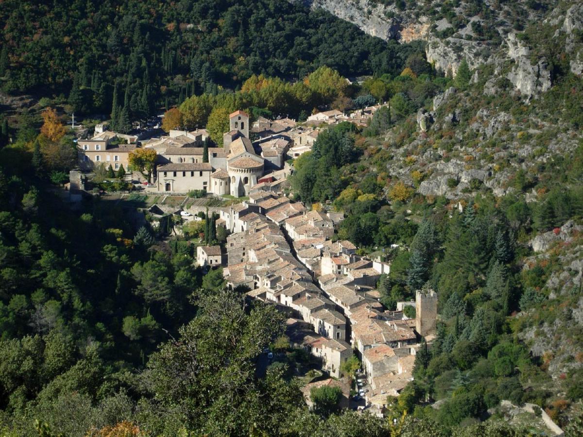 Saëns 03-T2 avec garage privé optionnel-Centre historique et plages à 16km ! Béziers Extérieur photo